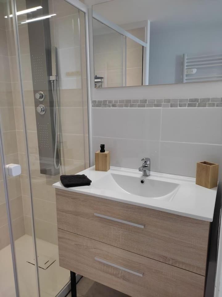 Le Studio Du Doux Tournon-sur-Rhone Extérieur photo